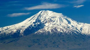 Monte Ararate, possivel lugar onde a arca estaria